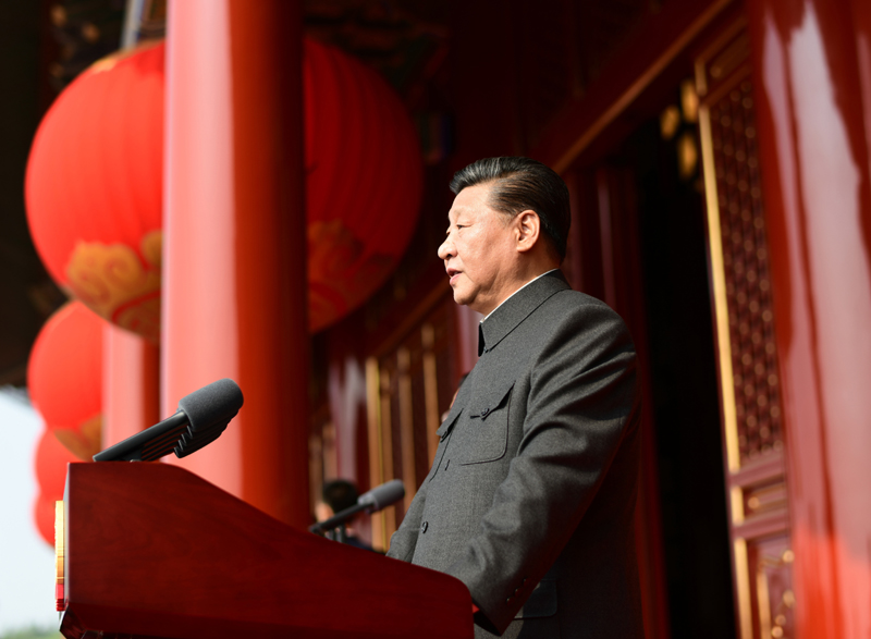 10月1日上午，慶祝中華人民共和國成立70周年大會(huì)在北京天安門廣場隆重舉行。中共中央總書記、國家主席、中央軍委主席習(xí)近平發(fā)表重要講話。
